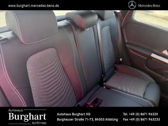 Mercedes-Benz B 200 Progressive Sedan