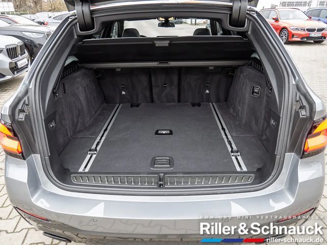 BMW 530 530d M-Sport Touring xDrive