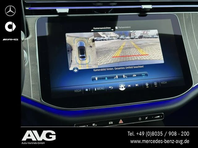 Mercedes-Benz E 200 EXCLUSIVE Premium Sedan