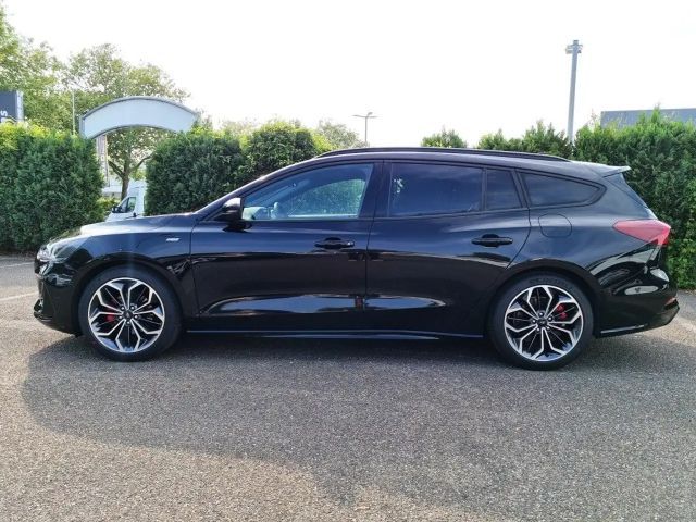 Ford Focus EcoBoost ST Line Wagon