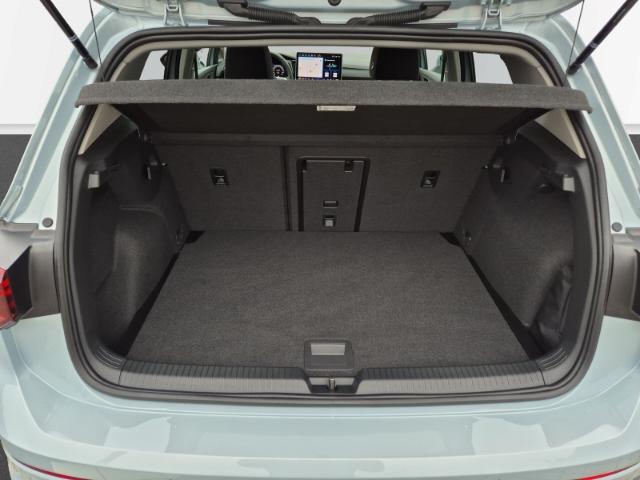 Volkswagen Golf 1.5 eTSI DSG Golf VIII Life