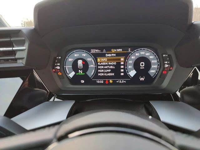 Audi A3 45 TFSI Hybride S-Line Sedan