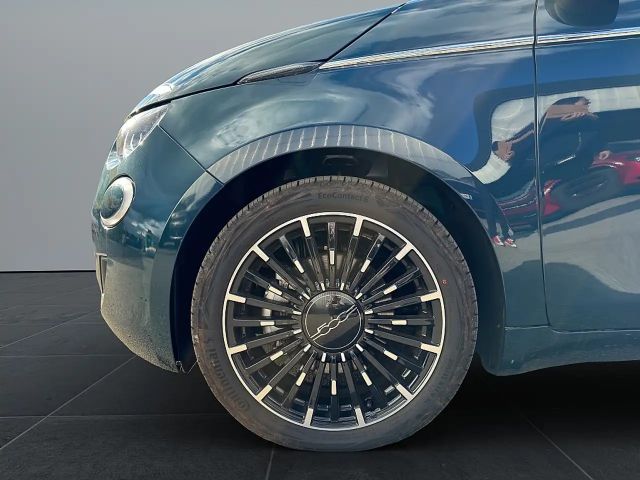 Fiat 500e 42 kWh La Prima