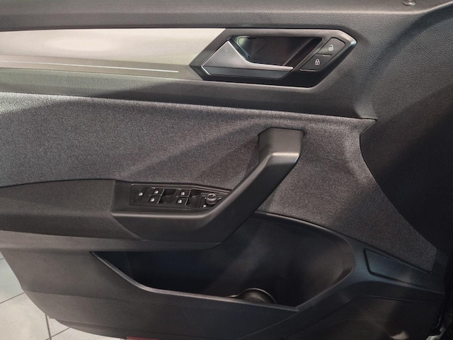 Volkswagen T-Roc 1.5 TSI DSG Move