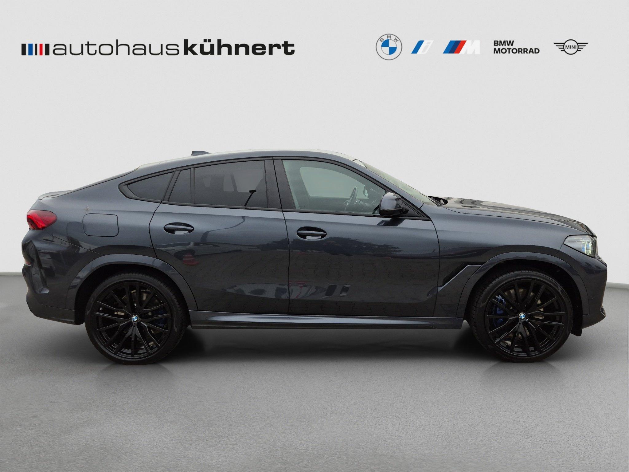 BMW X6 M50i