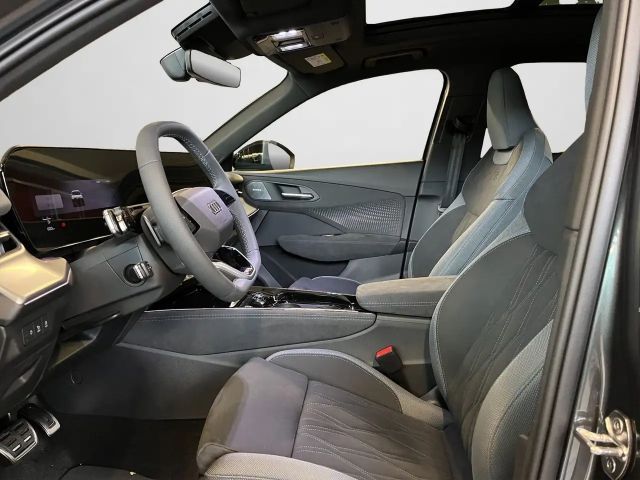 Audi Q3 SUV TFSI quatt. s.tro. MMI Pro/Pano/Digital M