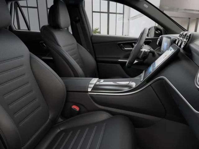 Mercedes-Benz GLC 300 4MATIC AMG Line