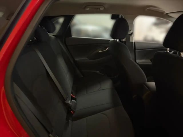 Hyundai i30 FL 5-Türer 1.5 Benzin Turbo 7-DCT (48V) Edition 30