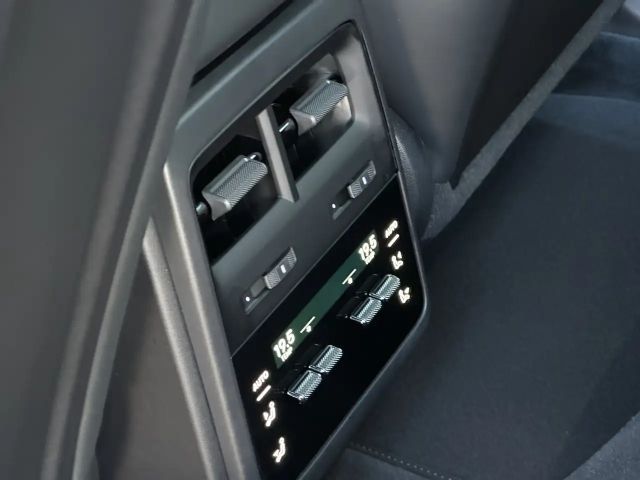 Porsche Macan PANO BOSE Sitzbelüftung