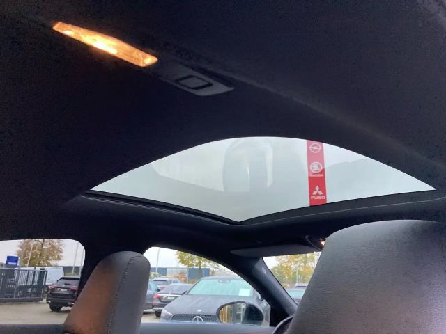 Mercedes-Benz CLA 200 AMG Line Coupé