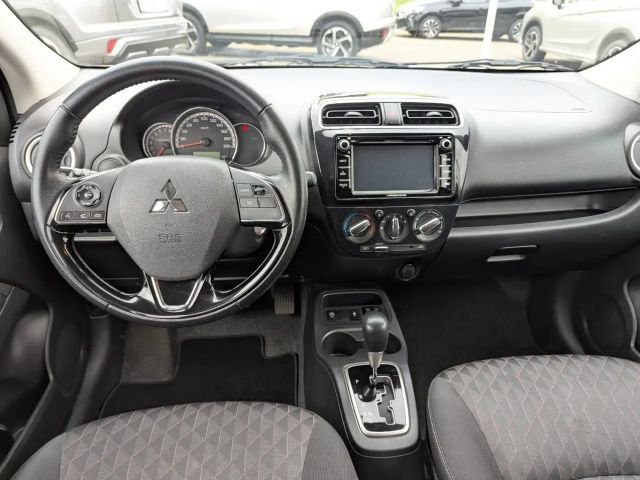 Mitsubishi Space Star Star