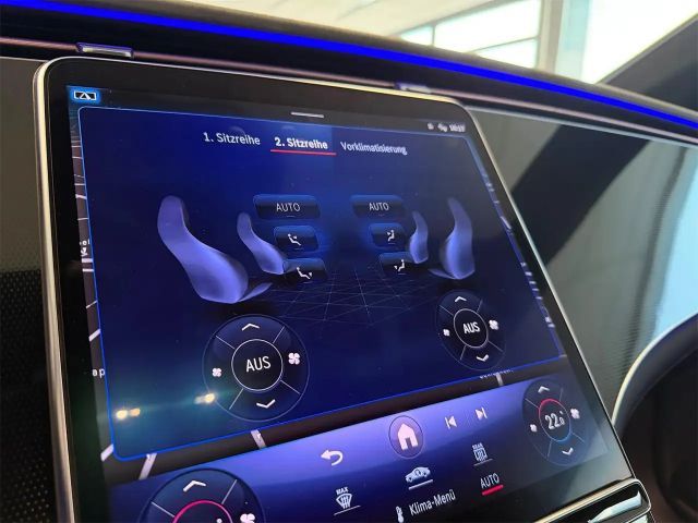 Mercedes-Benz EQE 300 Sedan