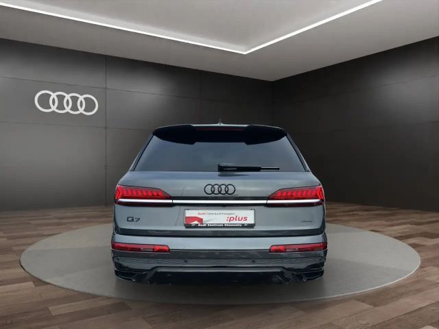 Audi Q7 50 TDI Quattro S-Line
