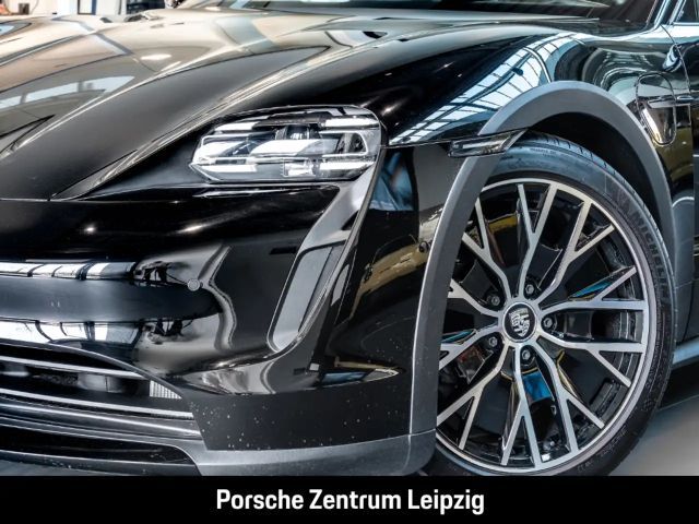 Porsche Taycan 4 Cross Turismo