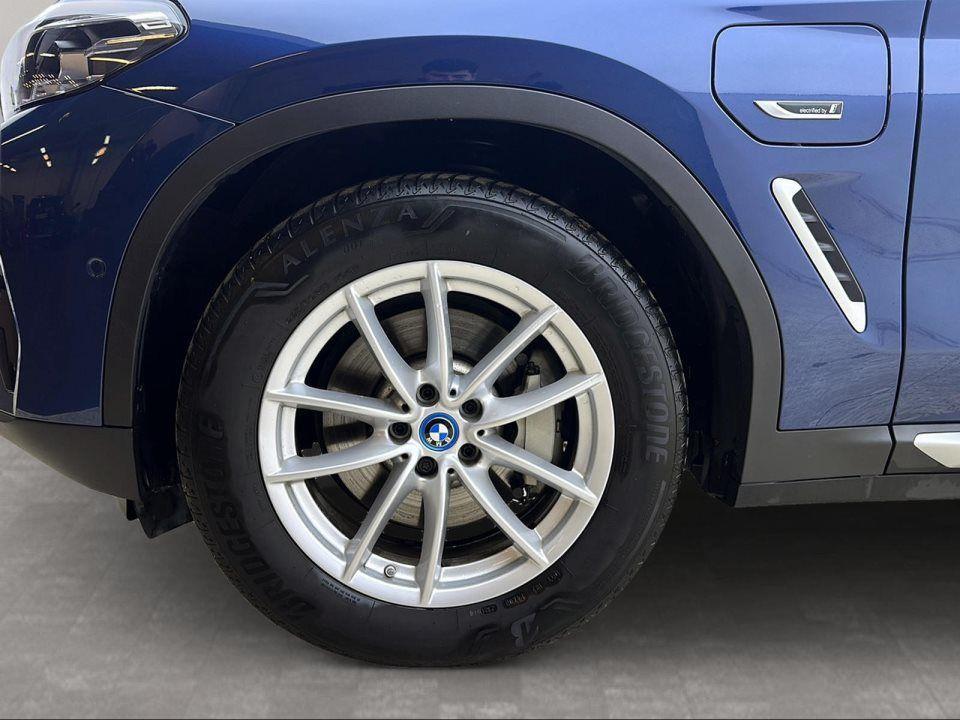 BMW X3 xDrive30e