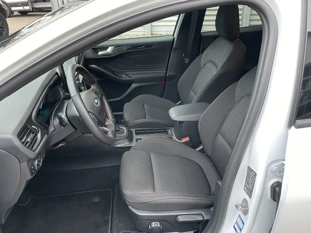 Ford Focus ST Line Wagon