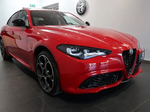 Alfa Romeo Giulia AT8 Q4 Veloce
