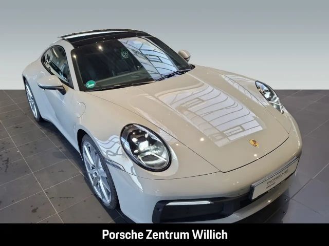 Porsche 992 Carrera Coupé