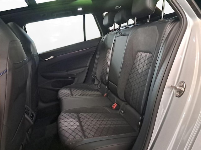 Volkswagen Golf DSG R-Line Variant