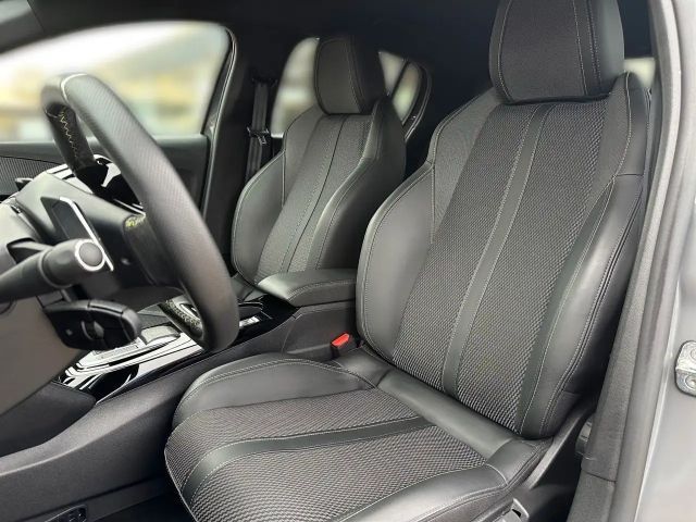 Peugeot 208 GT-Line Hybrid