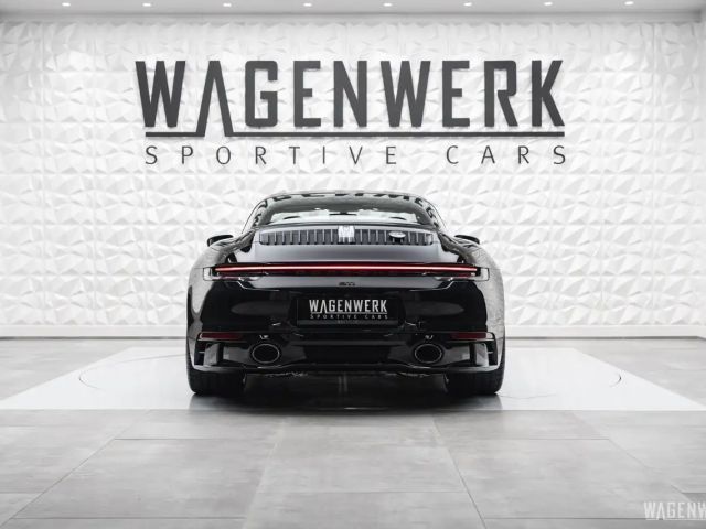 Porsche 992 4 Cabrio GTS Targa