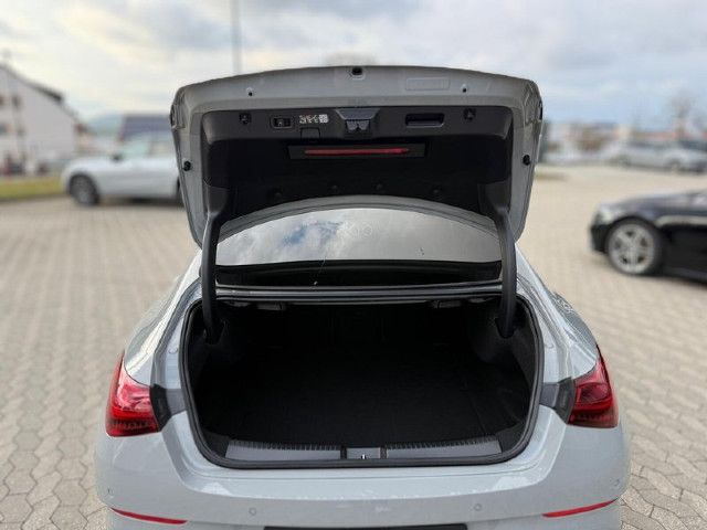 Mercedes-Benz CLA 220 4MATIC Coupé