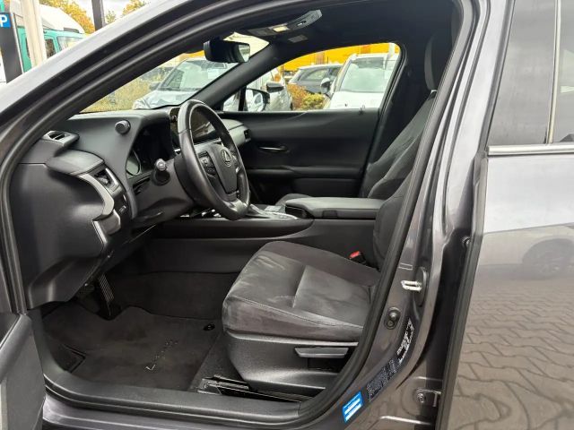 Lexus UX 250h Style Edition