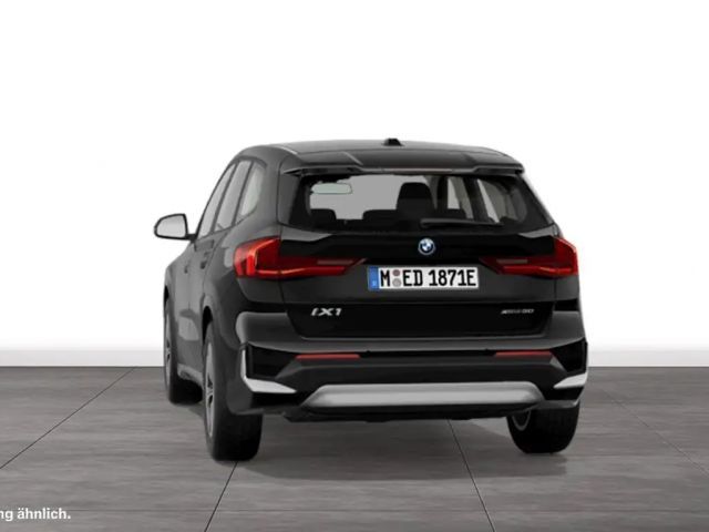 BMW iX1 xDrive30