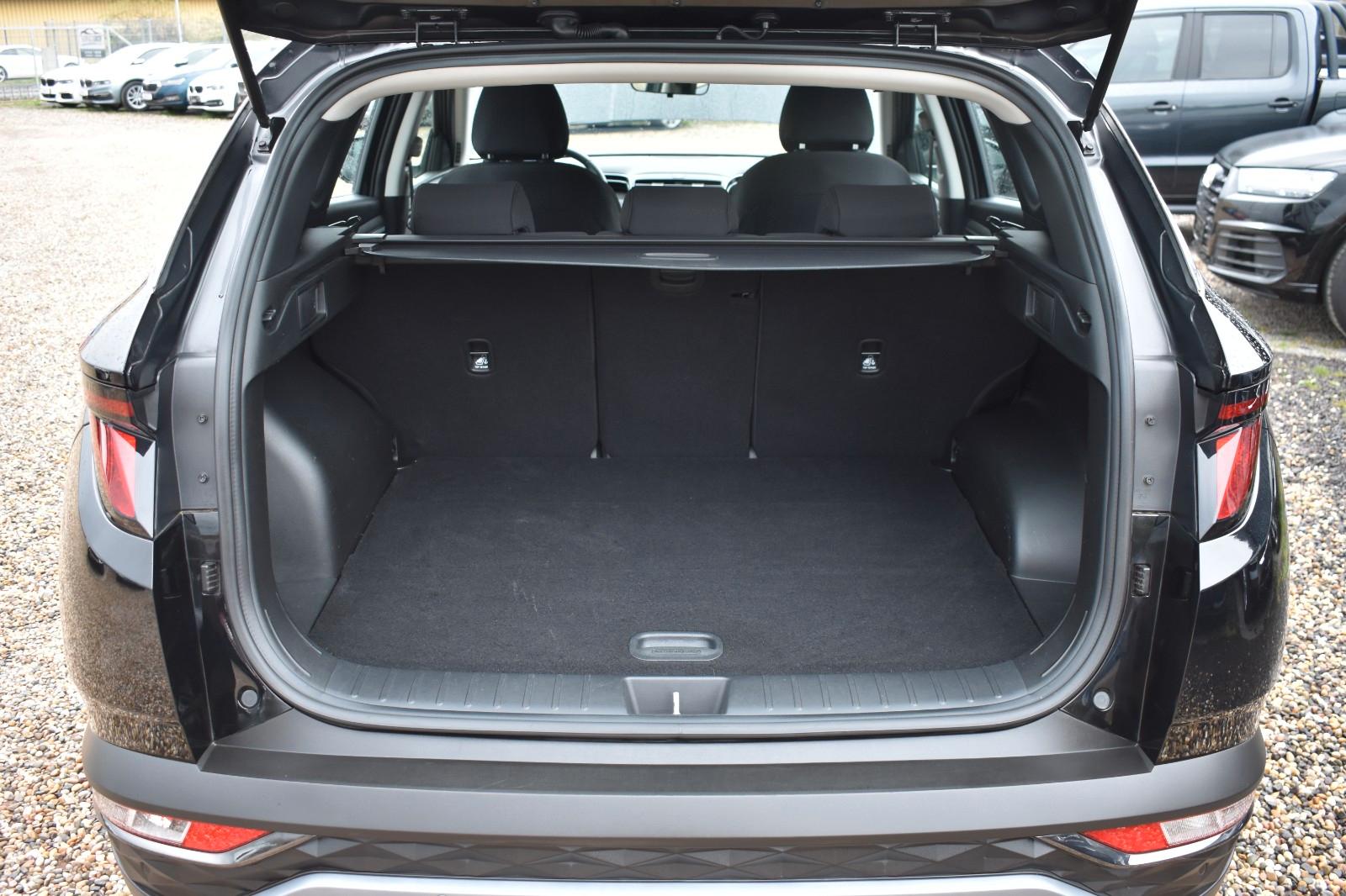 Hyundai Tucson 2WD Hybrid Select