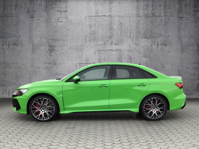 Audi RS3 Quattro S-Tronic Sedan