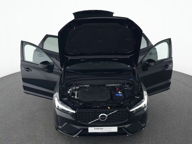 Volvo XC60 AWD Dark Plus