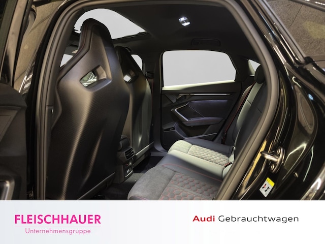 Audi RS3 Quattro S-Tronic Sedan