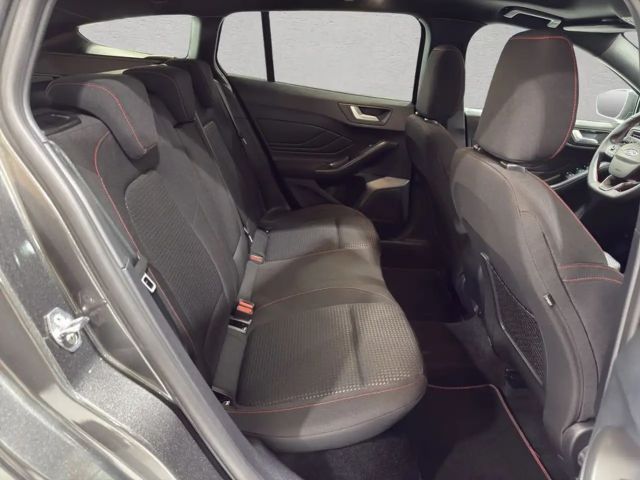 Ford Focus EcoBoost ST Line Wagon