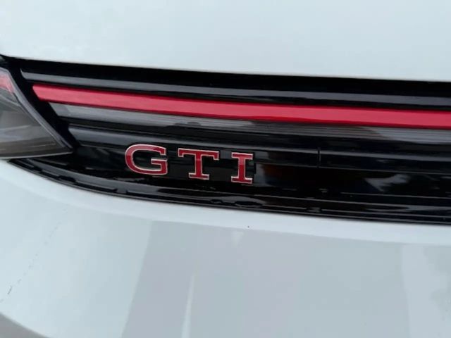 Volkswagen Golf 2.0 TSI Business GTI