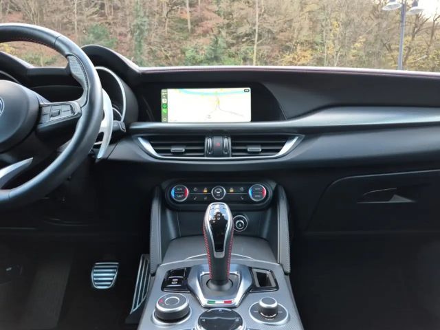 Alfa Romeo Stelvio Q4