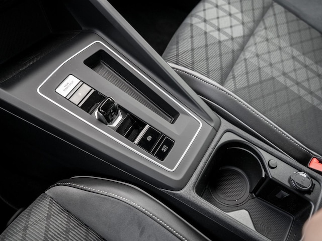 Volkswagen Golf 1.5 eTSI Golf VIII