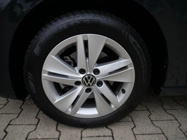 Volkswagen Golf 1.5 TSI Life Variant