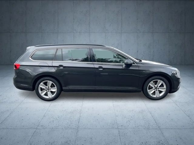 Volkswagen Passat 2.0 TSI Business DSG Variant