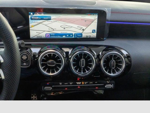 Mercedes-Benz CLA 180 Shooting Brake