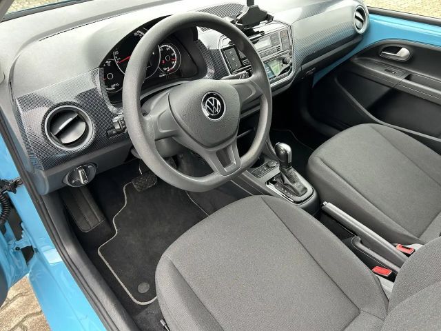 Volkswagen up! Move Move up!