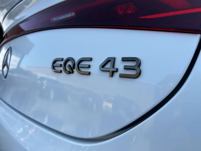 Mercedes-Benz EQE 43 AMG Line Sedan