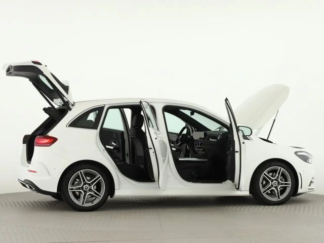 Mercedes-Benz B 200 AMG Line