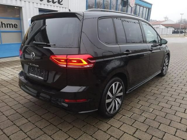 Volkswagen Touran 1.5 TSI DSG Highline R-Line