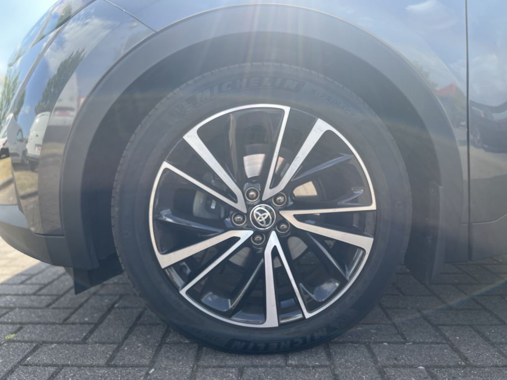 Toyota C-HR 5-deurs Lounge