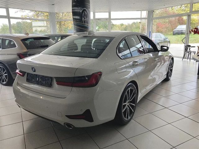 BMW 320 320d Sedan Sport Line