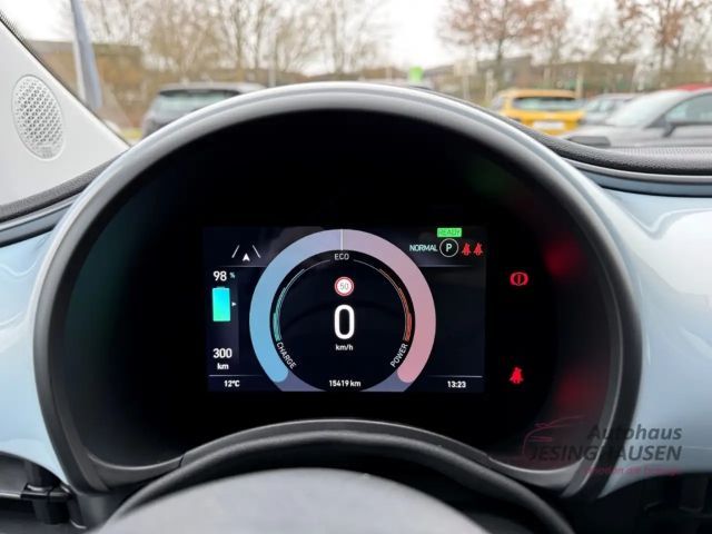 Fiat 500e Navi Digitales Cockpit JBL LED Apple CarPlay El. V