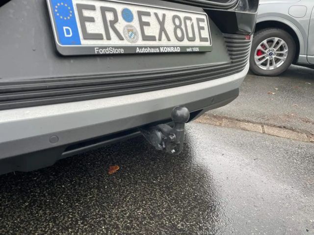 Ford Explorer Extended range Premium RWD