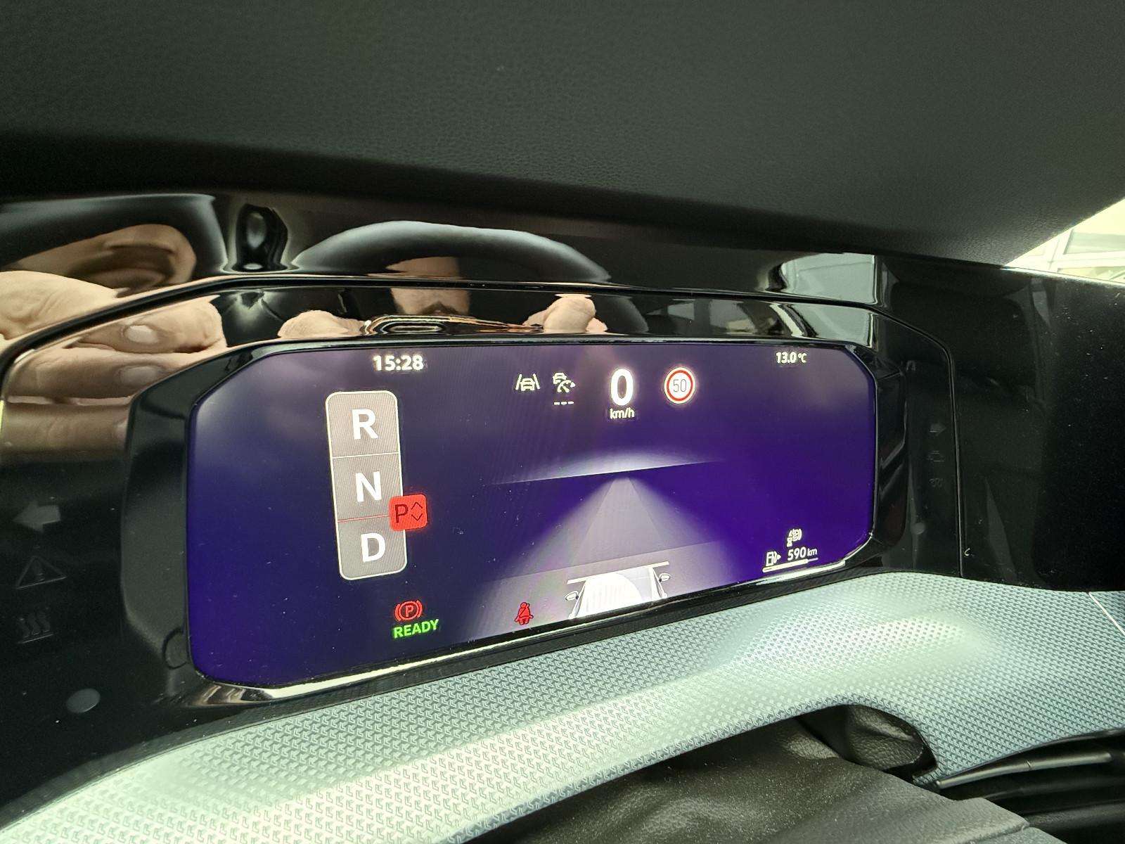 Volkswagen Golf 1.5 eTSI Golf VIII