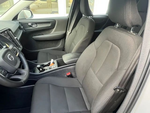 Volvo XC40 T2 Essential Autom. AHK GARANTIE