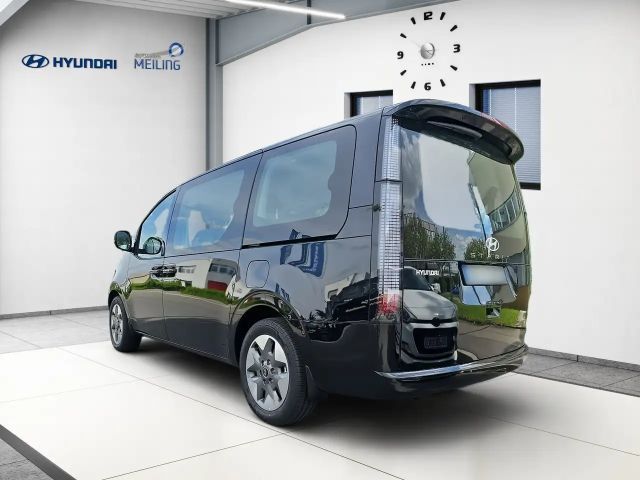 Hyundai Staria Trend